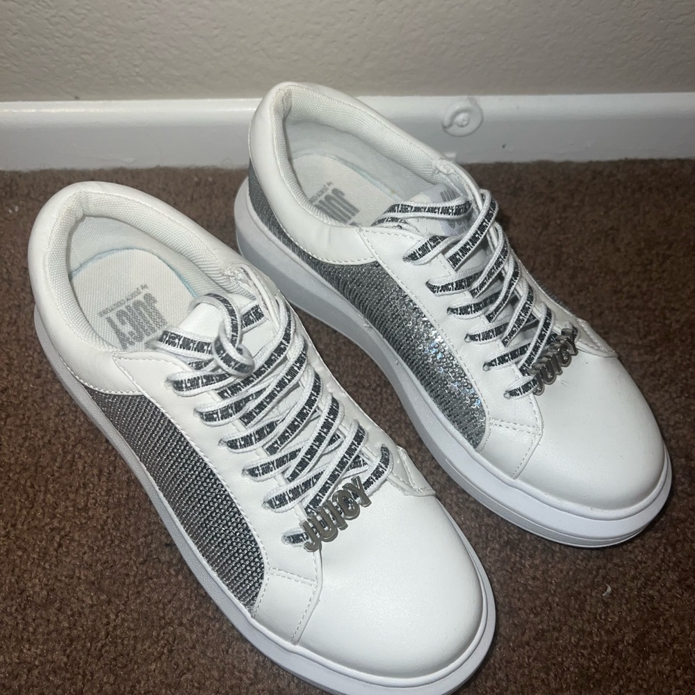 Juicy By Juicy Couture Della Women's Sneakers Shoes Black White Sparkly